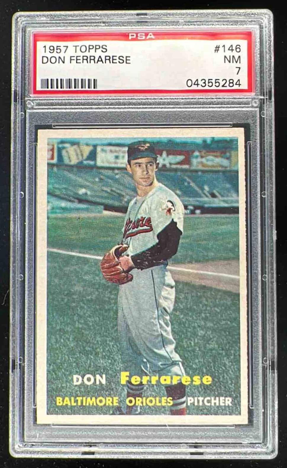 1957 Topps #146 Don Ferrarese PSA 7