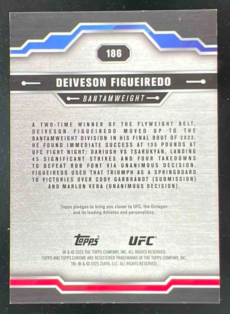 2025 Topps UFC Chrome Gold Refractor #186 Deiveson Figueiredo /50 - Image 2