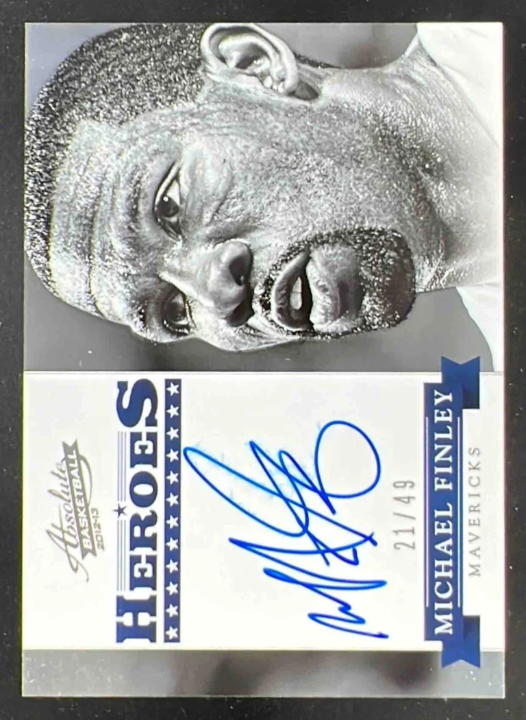 2012-13 Panini Absolute Heroes Autographs #7 Michael Finley Auto /49