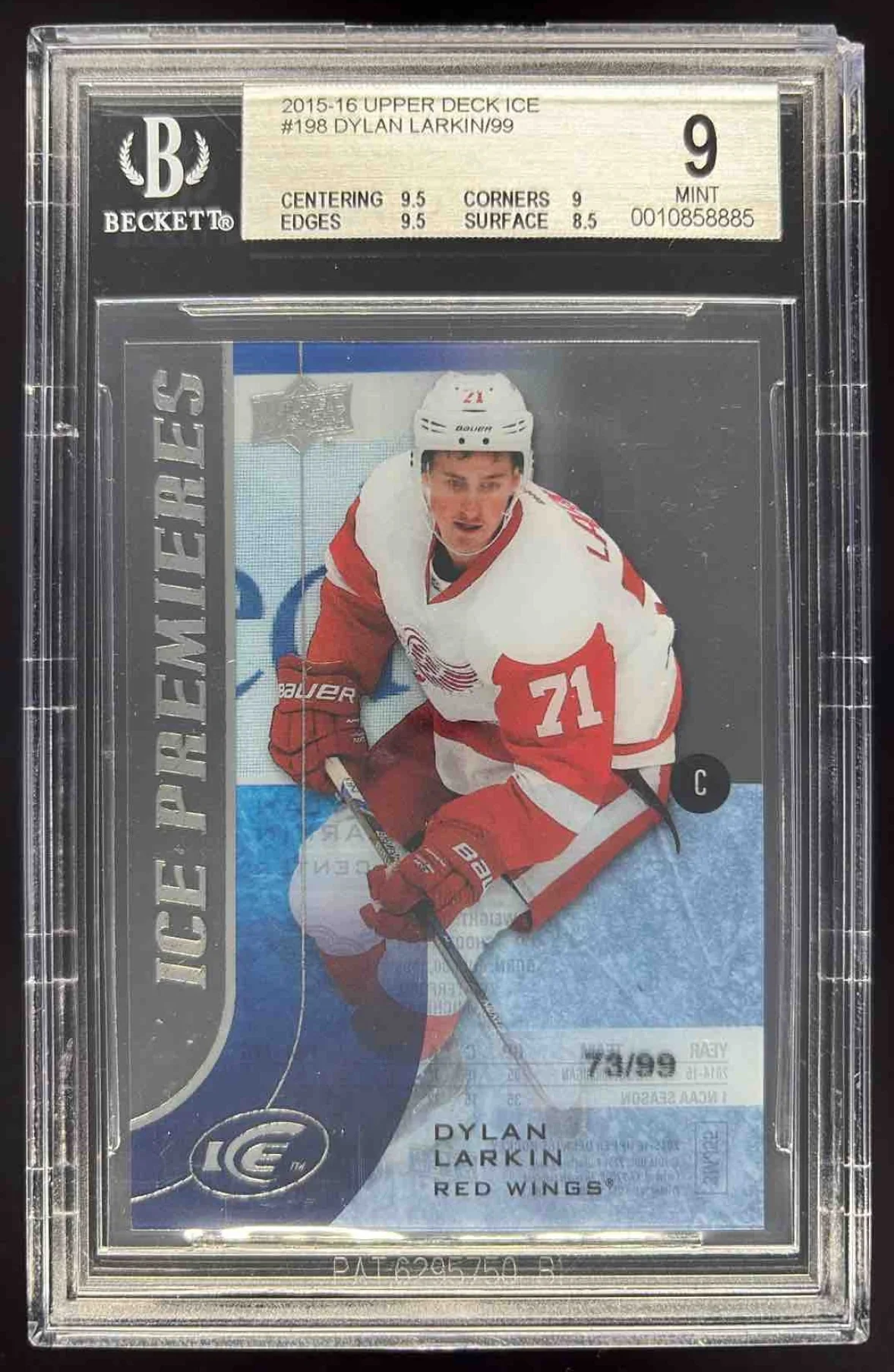 2015-16 Upper Deck Ice #198 Dylan Larkin /99 BGS 9