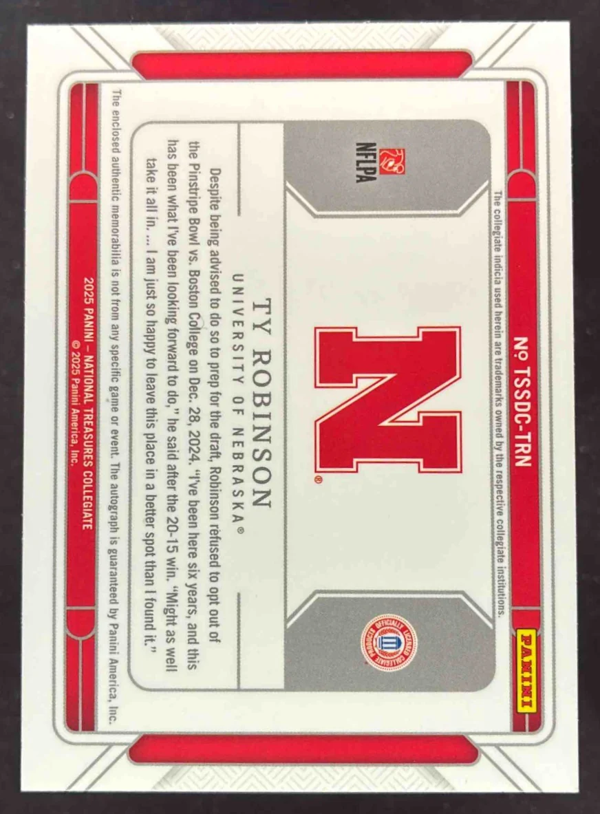 2025 National Treasures Collegiate Team Slogan Die Cut Gold Ty Robinson Auto /10 - Image 2