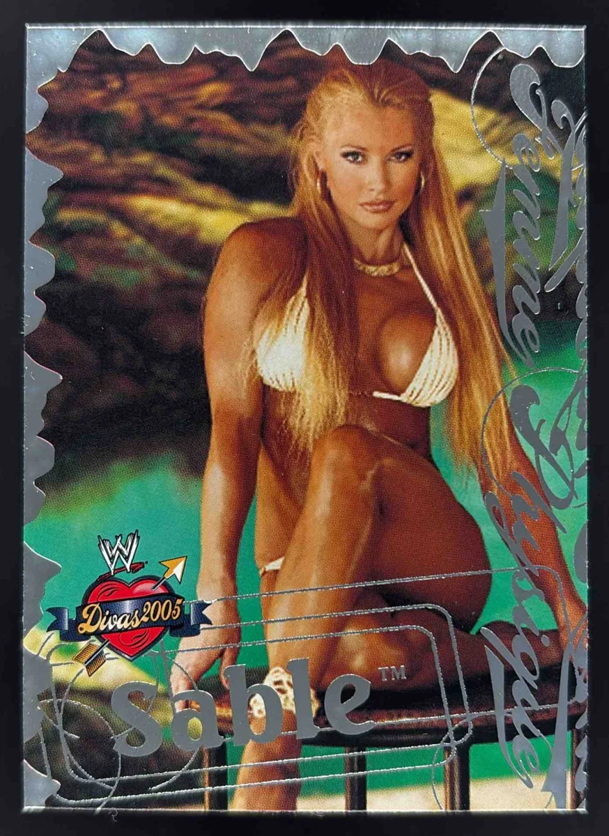 2004 Fleer WWE Divine Divas 2005 #11 Sable