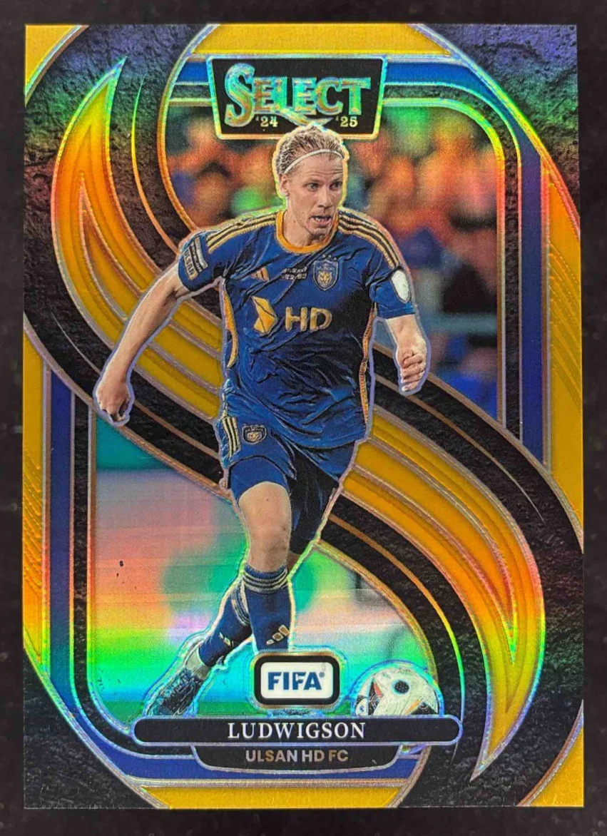 2024-25 Panini Select FIFA Mezzanine Gold #153 Ludwigson /10