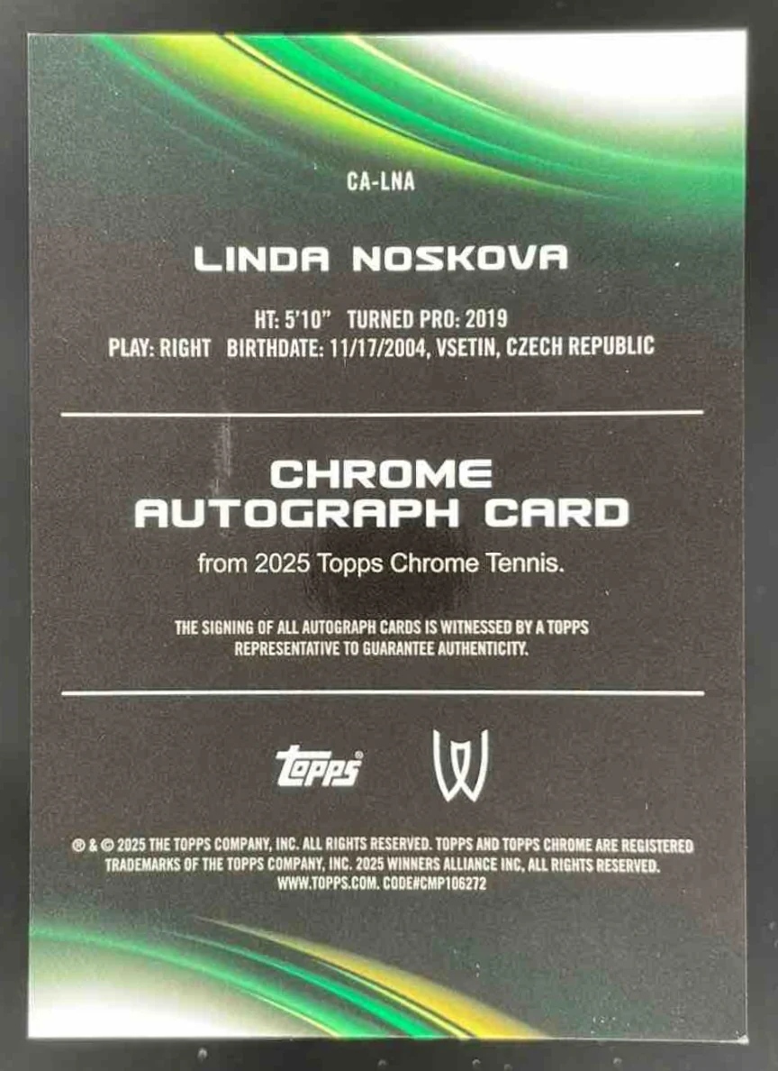 2025 Topps Chrome Autographs I Green Refractor #CA-LNA Linda Noskova Auto /99 - Image 2