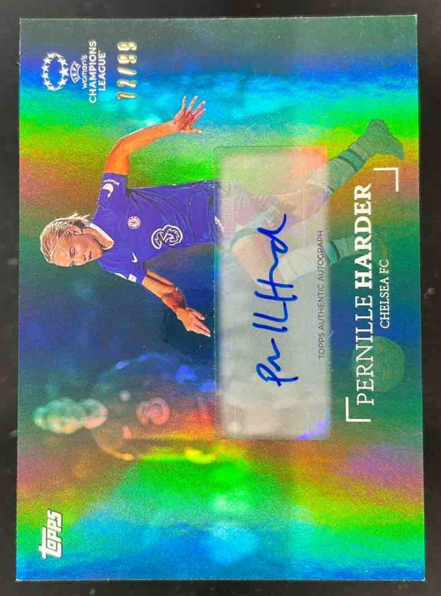 2022-23 Topps Simplicidad Club Competitions Green #NNO Pernille Harder Auto /99
