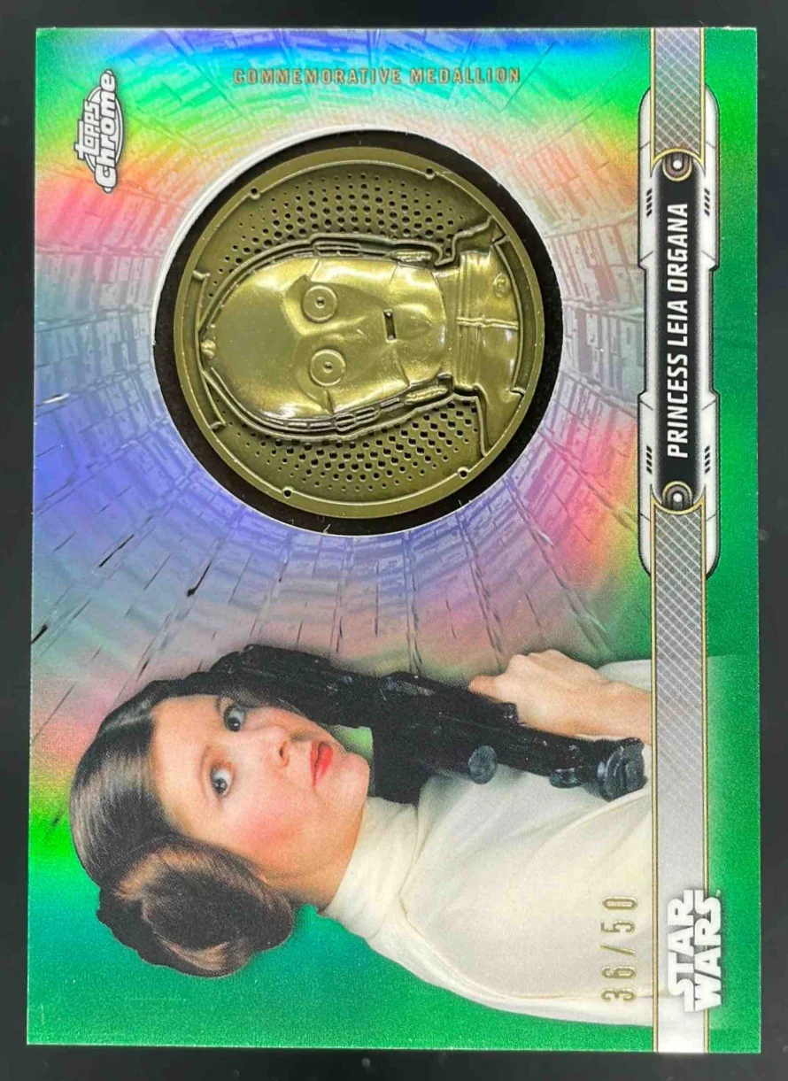 2019 Topps Chrome Star Wars Legacy Droid Relic Green Princess Leia Organa C-3/50