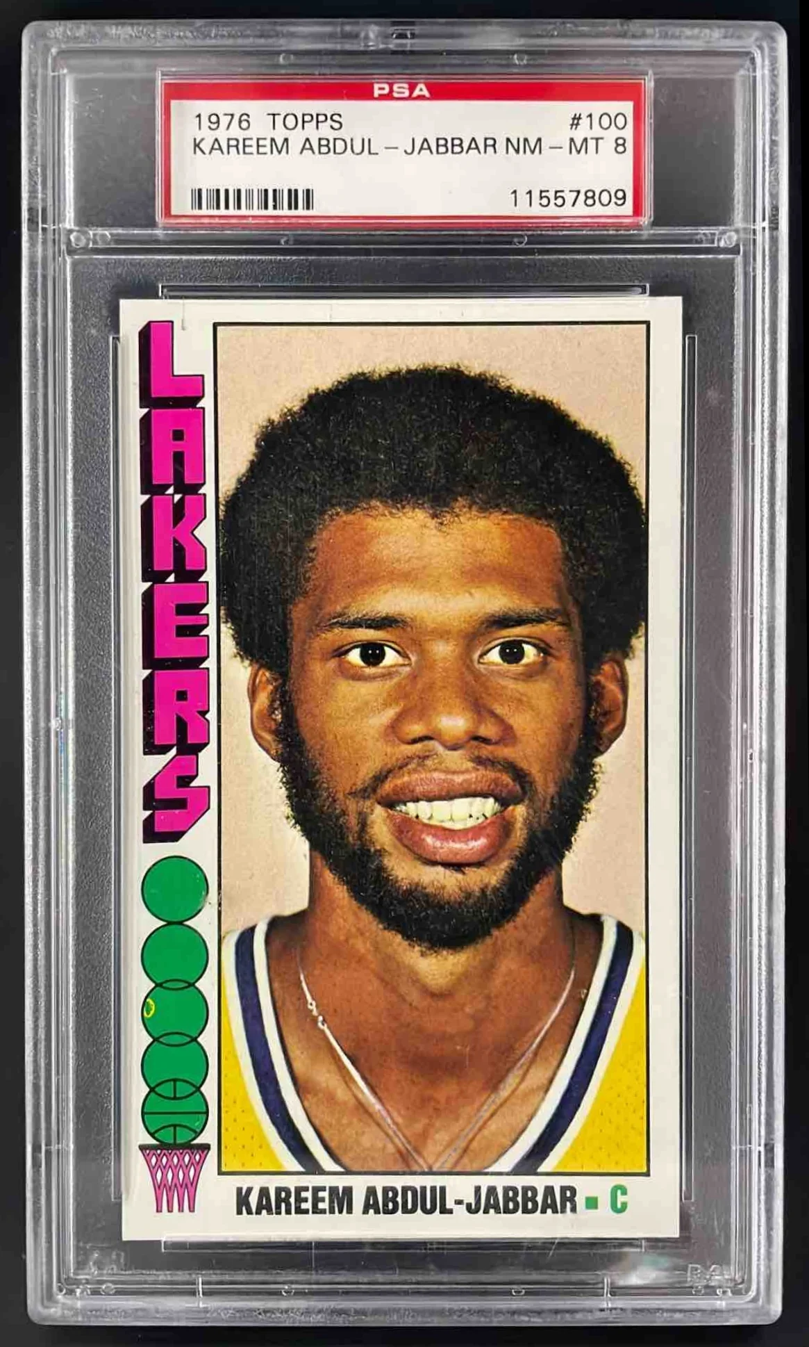 1976-77 Topps #100 Kareem Abdul-Jabbar PSA 8