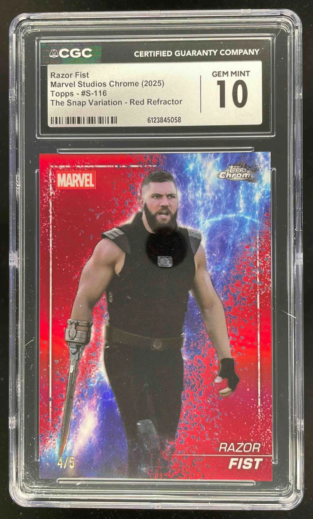 2025 Topps Chrome Marvel Studios Snap Variation Red #S-116 Razor Fist /5 CGC 10