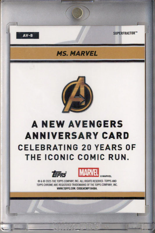 2025 Topps Chrome Marvel The New Avengers 20th SuperFractor #AV-8 Ms. Marvel 1/1 - Image 2